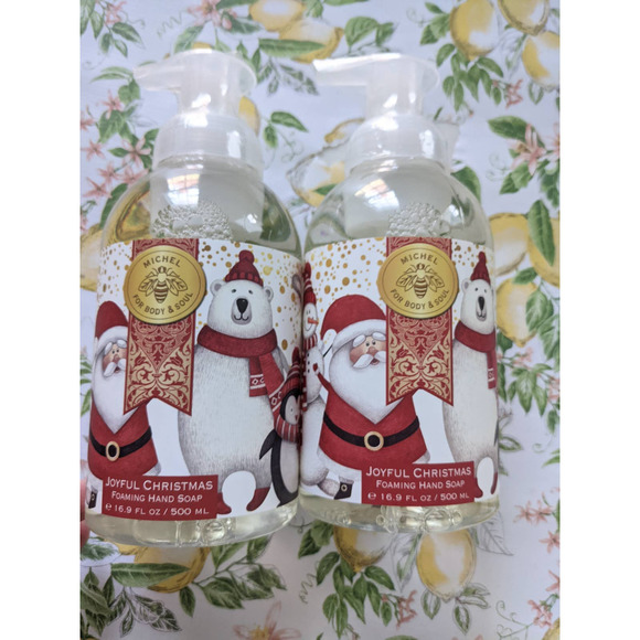 2 Michel Design Works Joyful Christmas foaming hand soap with pump, aloe vera - Picture 1 of 3
